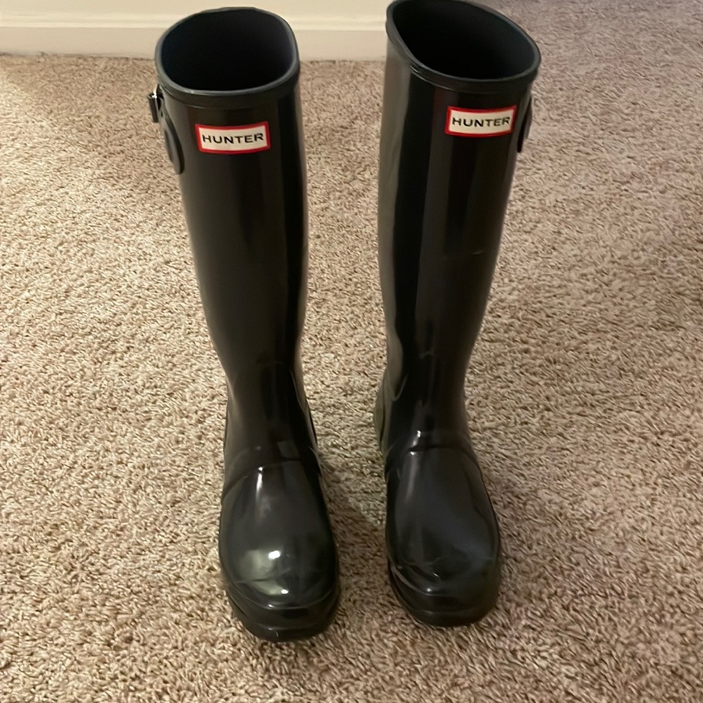 COPY - Size 7 dark grey hunter rain boots